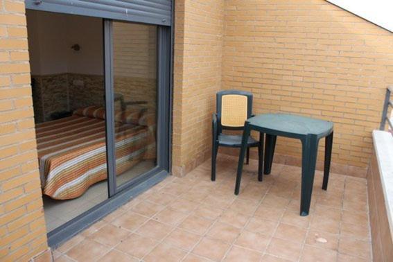 Hostal Valle Del Iregua Albelda De Iregua Quarto foto
